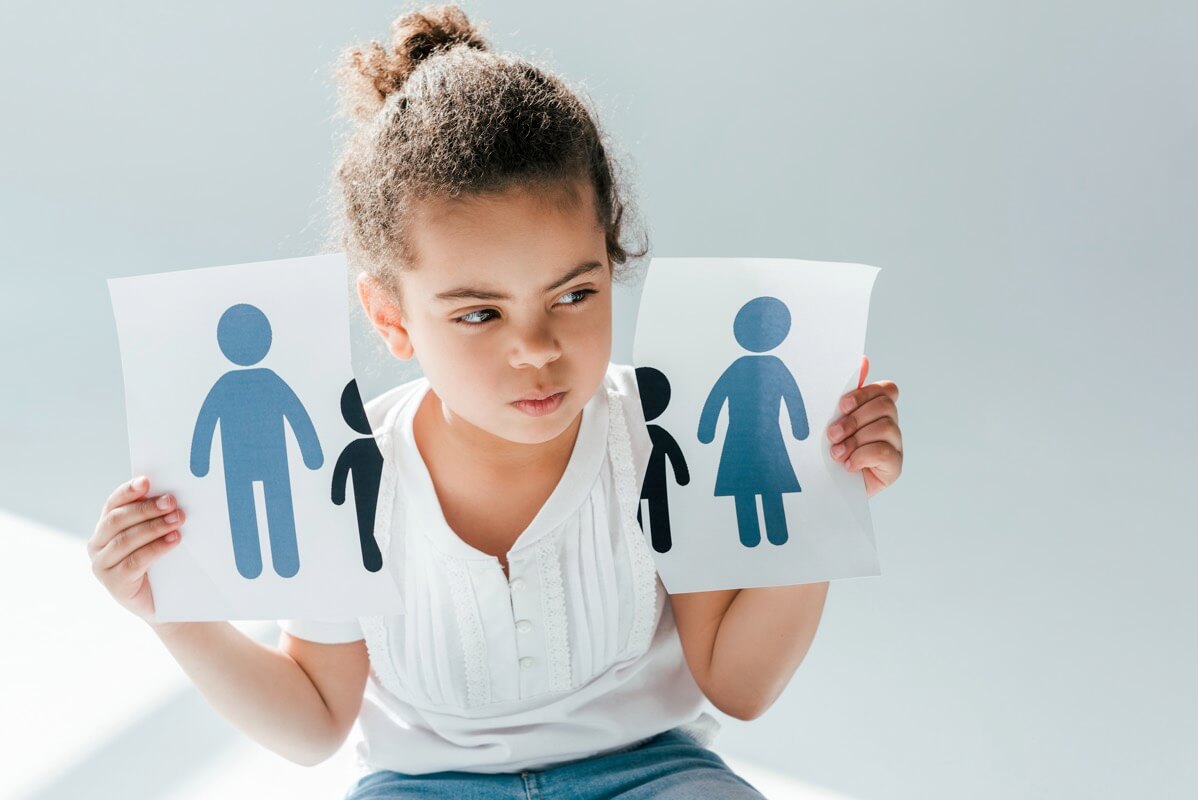 Biopsychosocial factors affecting adaptation to divorce in parents and children.